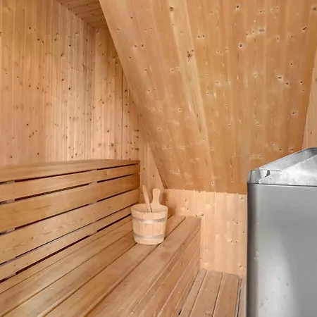 Pet Friendly In With Sauna *